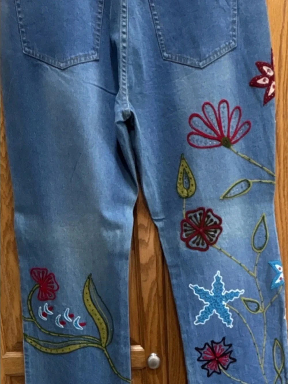 24 Karat Designer Women’s Straight Leg Embroidered Jeans - Light Blue size 12 - Picture 5 of 8